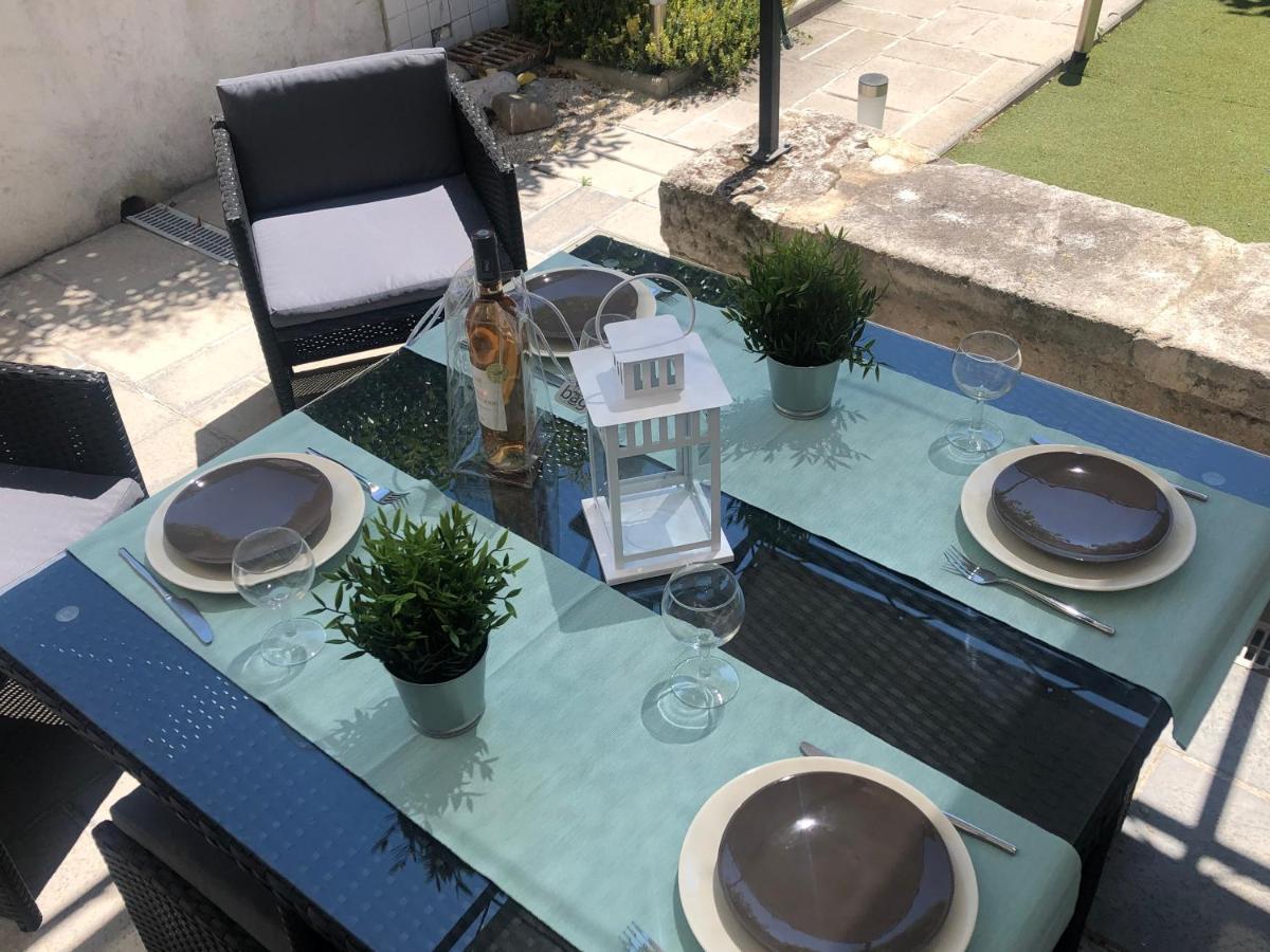 Maison Tendance Avec Jardin, Centre Village, Alpilles, Familles Eyragues Kültér fotó