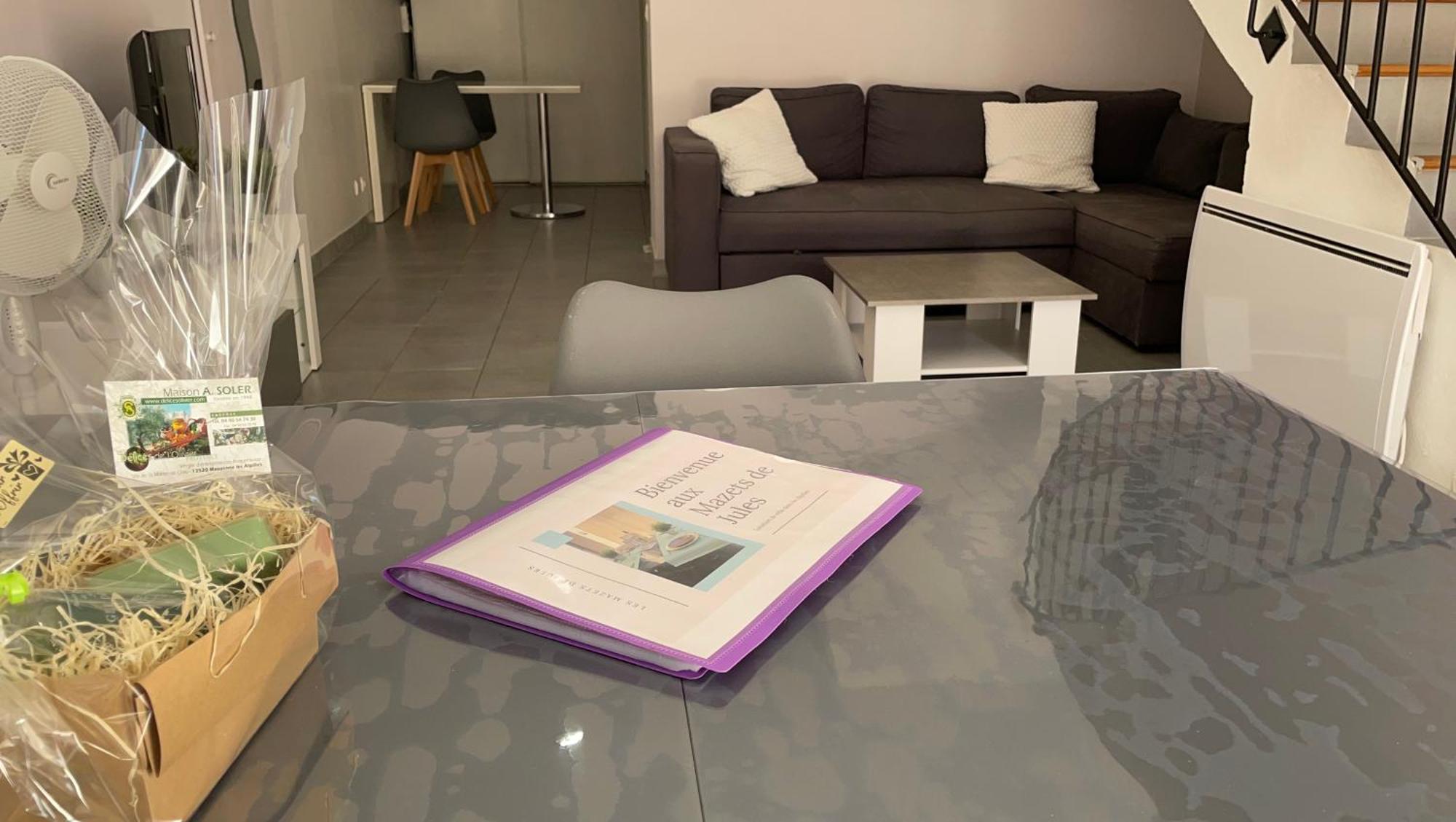 Maison Tendance Avec Jardin, Centre Village, Alpilles, Familles Eyragues Kültér fotó