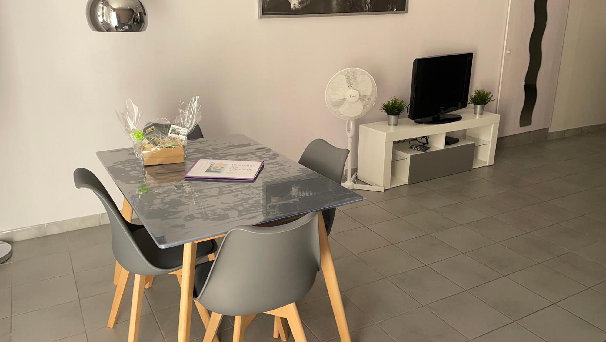 Maison Tendance Avec Jardin, Centre Village, Alpilles, Familles Eyragues Kültér fotó